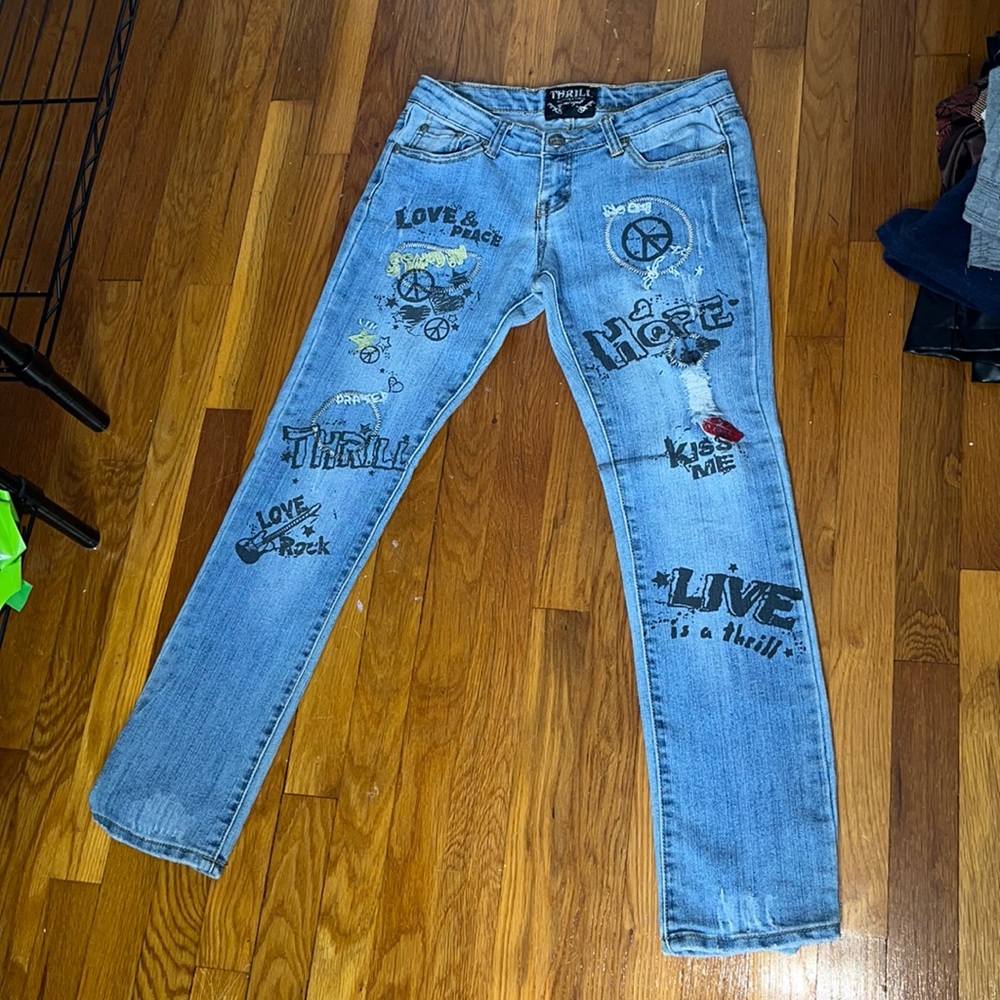 Thrill Graffiti Graphic Jeans Size 5